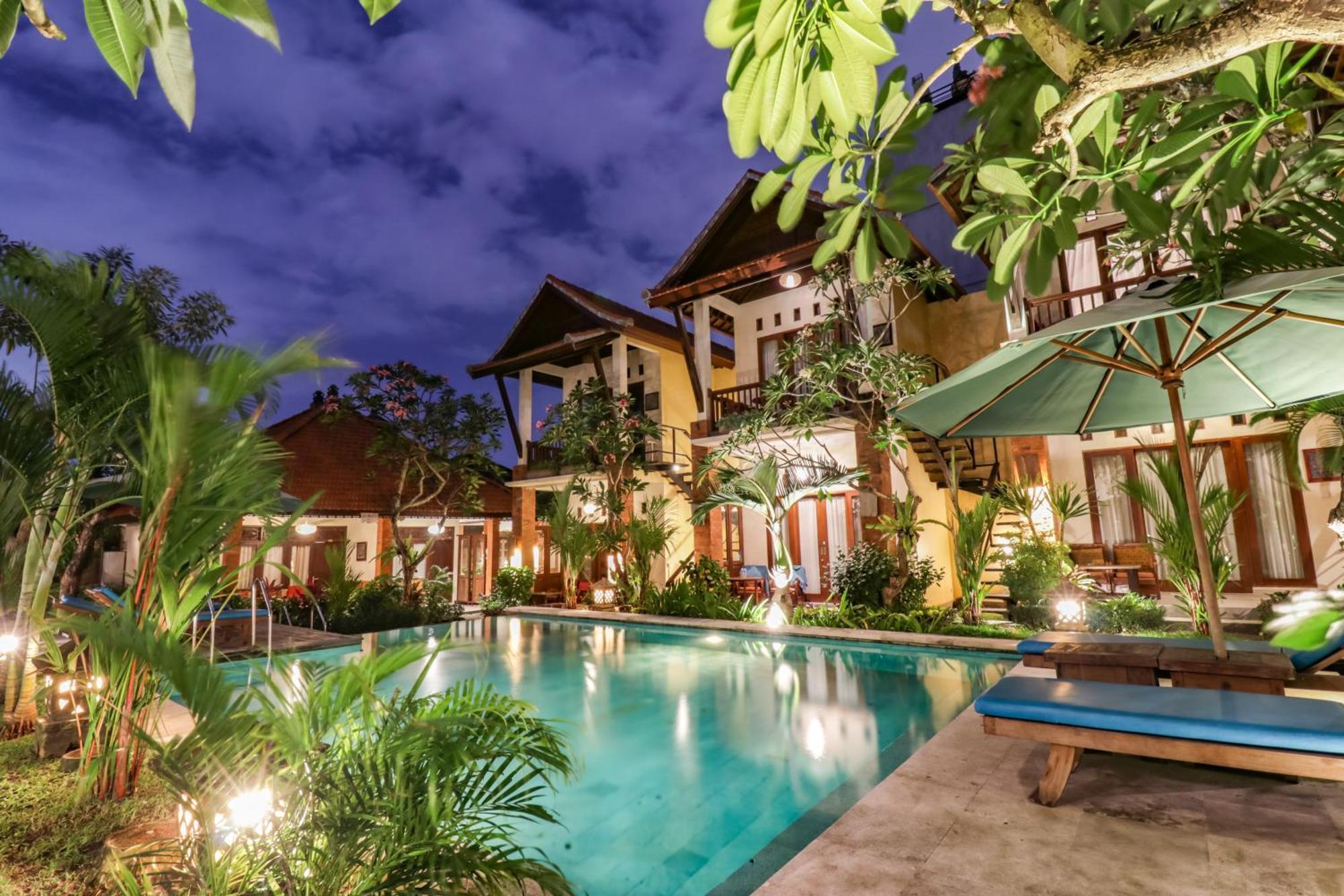 Mina Pelasa Hotel Legian Exterior foto