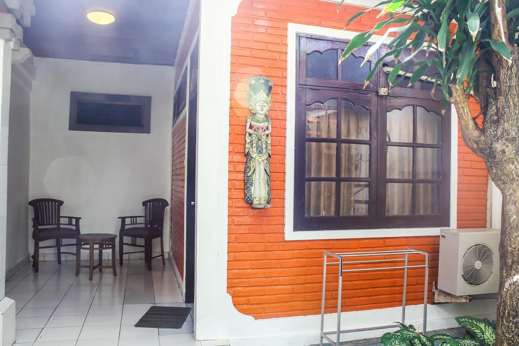 Mina Pelasa Hotel Legian Exterior foto