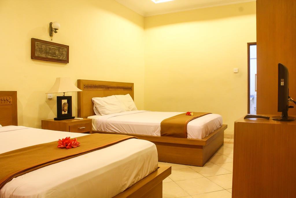 Mina Pelasa Hotel Legian Exterior foto