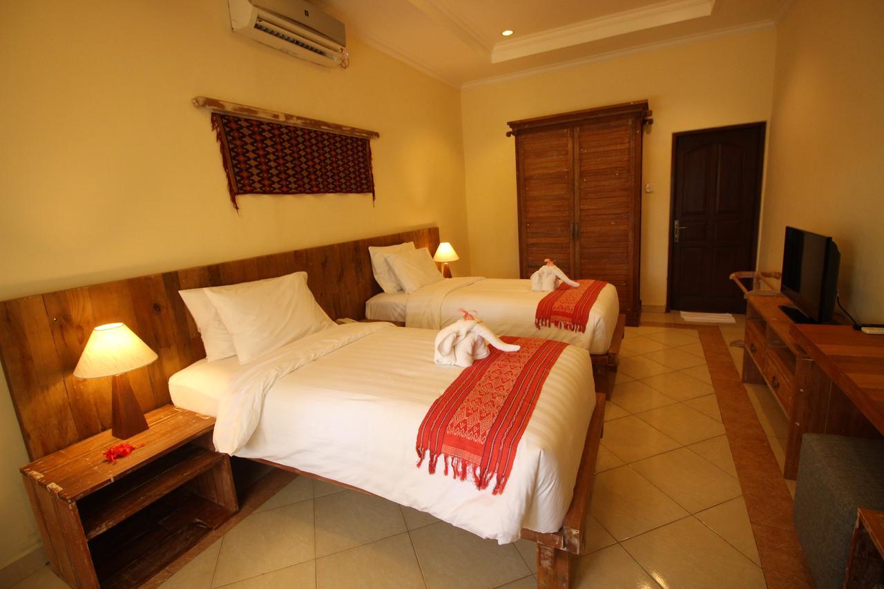 Mina Pelasa Hotel Legian Exterior foto